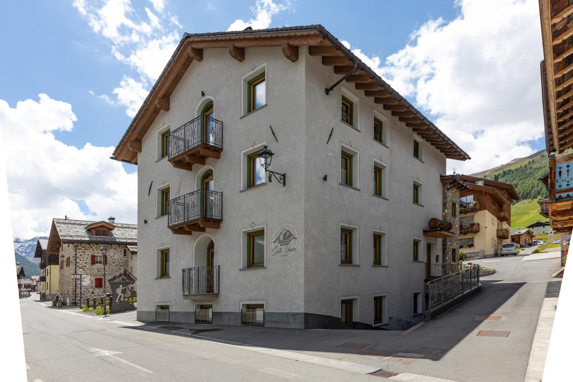 Snow Mountain Planet Suite House Livigno Exterior foto